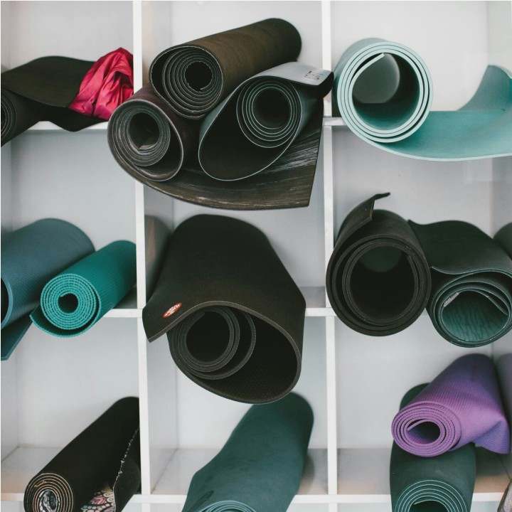 Teilnehmer Yoga Rückenübung